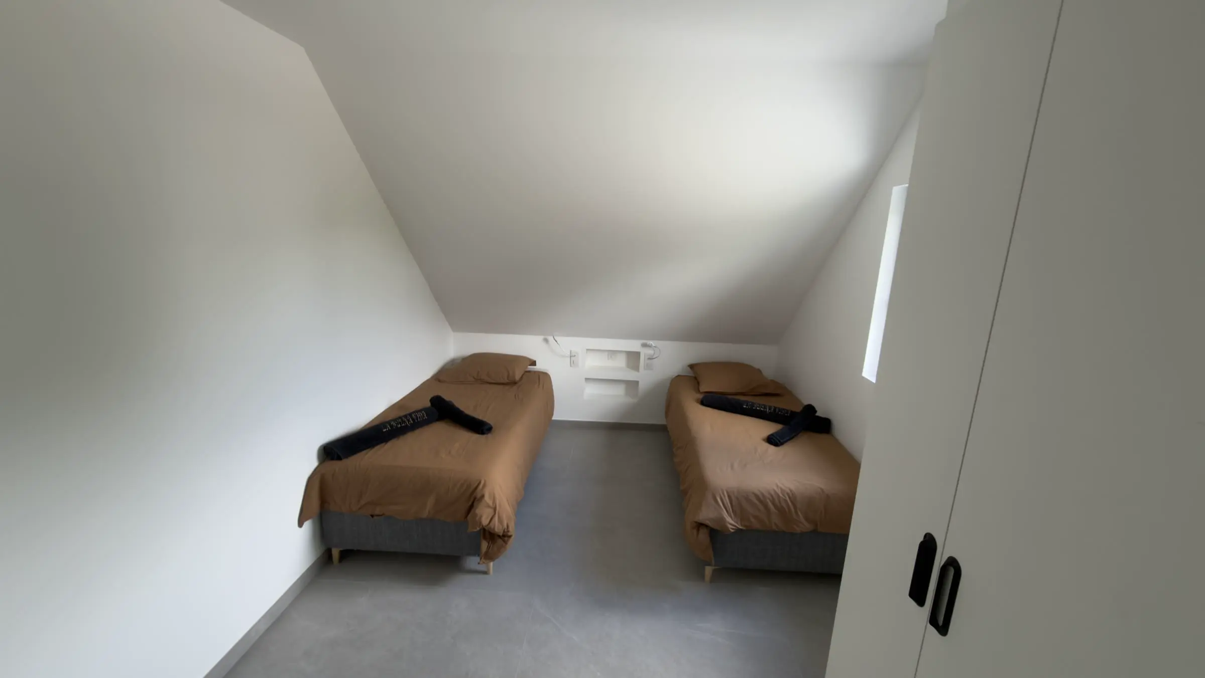 La chambre twin et ses deux lits simples